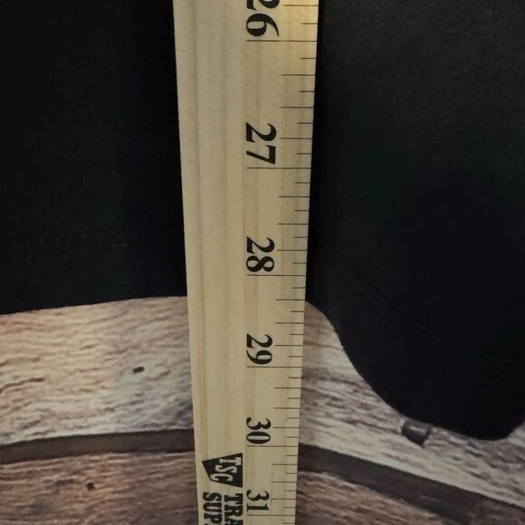 Freddy Krueger XXL Black Graphic Tee Horror Movie Shirt NWT - Picture 8 of 9